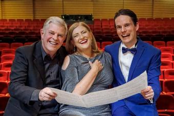 From left: Christopher McKenna, singer/actress Alison Jones, and musician William Schmidt